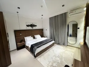 Blue Velvet Apartments - Image 3