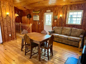 Guest Cabin at R & J Ranch - Image 5