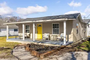 Bright & Cozy 3BR Home - Pets Welcome! - Image 3