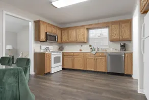 Bright & Cozy 3BR Home - Pets Welcome! - Image 4