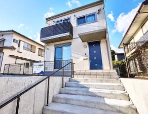 Interchange is just around the corner!Natural & Homey Home Stay | Rent Aprostay Fujikawaguchiko 13 - Image 4
