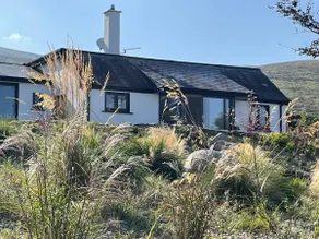 Beautiful lake view home, sleeps 7 - West Wicklow - Image 2