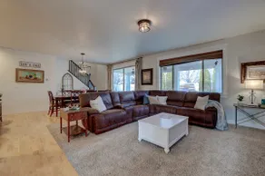 Meridian Home Pet-Friendly & Gym - Image 2