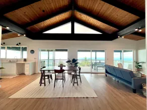 COOL Mauka Retreat mit Panoramablick auf das Meer und der Strand ist nur 5 Minuten entfernt! - Image 2