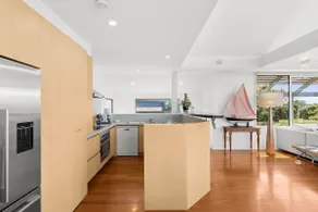 The Beach House - Image 4