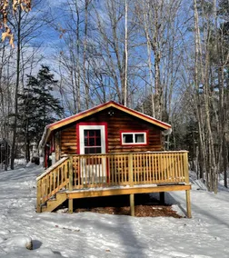 Cozy and Charming Log Cabin - Image 2