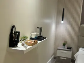 Quiet studio with smart entry (Rose) - Image 5