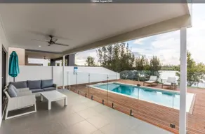 Waterfront Wonder - Pool, Views & Luxury Stay - Image 4