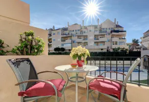 Duquesa Golf and Panoramic Sea-view Property - Image 4
