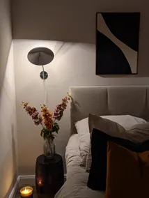 Modern apartment with lake view - Image 2