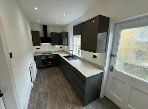 Characterful Grade II listed Victorian Terrace - Image 3