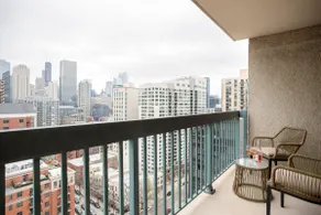 Kasa | Elevate your stay, Premium 1BD | Chicago - Image 3