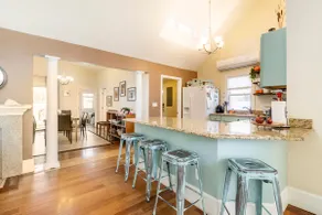 Spacious house steps to Craigville beach! Dog ok! - Image 3