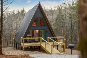 LEDCabin, See the Stars w/ Sauna & Hot Tub - Image 2