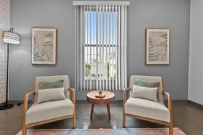 Cozy Downtown Washington Condo-Walk to Waterfront - Image 4
