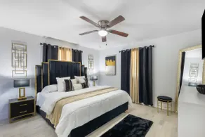 Naples Gem Near Beach Heated Pool & BBQ - Image 2