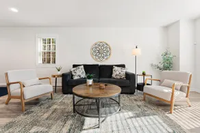 Cozy Modern Home Close Clemson - Image 4