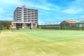 Tennis Court, Private Pool, and Barrel Sauna | Luxury Rental Villa with Outdoor Hot Spring, Accommodates Up to 7 People - Image 5