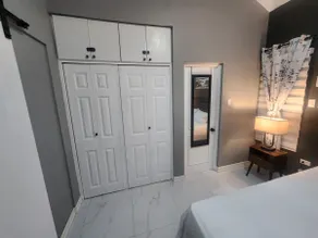 Cozy 1 Bedroom Apt at the Ascot - Image 3