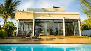 Villa Angelou - Sunlit Beach Getaway with Pool and WIFI - Image 2
