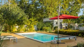 Villa Angelou - Sunlit Beach Getaway with Pool and WIFI - Image 3