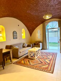 Royal Home Dome Style - Top Floor Apartment - Image 2