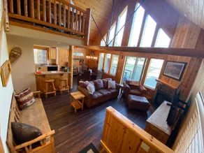Knotty Pine Oasis on Eagle Crest Ridge Golf Course - Image 3
