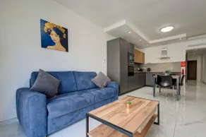 Central Fully Equipped One Bedroom Apartment in St Julians - Image 2