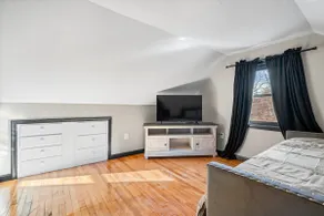 Beautiful Home, Great Location - Image 4