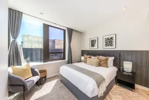 Designer Foreshore Apartment | No Loadshedding - Image 2