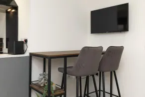Flat in Royston Town Centre - Image 5