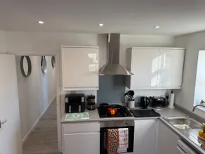 Elegant 1 Bed 1 Bath Apartment | London | Central. - Image 3