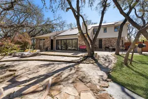 Spacious Luxury Oasis | Top location huge backyard - Image 2