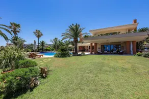 Grand Private Retreat Amid Palm Trees by etouri - Image 5
