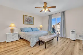 Bayview Coastal 4BR | Steps to Shore •Free Parking - Image 5