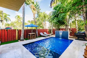 3Story/RooftopTerrace/HeatedPool - Image 3