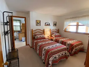 Comfortable ranch close to Gore! - Image 2