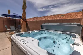Kid Friendly Paradise! Private Hot tub! - Image 2