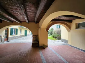 The courtyard of the 6 arches - Image 2