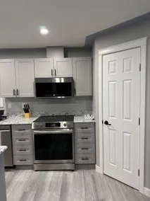 3 Bedrooms, Two Full Bathrooms in Fort McMurray. - Image 3