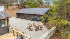 The Distillery - Golf Sim, Hot Tub, Game Room - Image 2