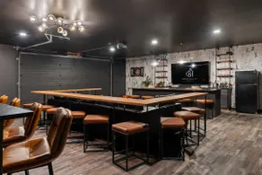 The Distillery - Golf Sim, Hot Tub, Game Room - Image 3