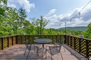 Maple Cottage - Cheery Ridgetop Home in Mt Jackson - Image 3