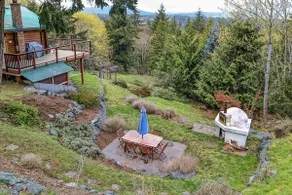 Gorgeous View: Grand Log Home - Image 4