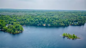 Kennebec Escapes - Lake View - Image 3