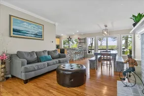 Lakefront Stunning Cape Cod Views w Private Beach - Image 3