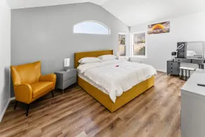 Franklin Luxe Oasis - Image 4