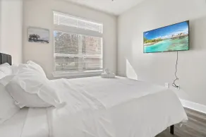 Luxury Apt Near Clear Lake | Family & Corporate - Image 5