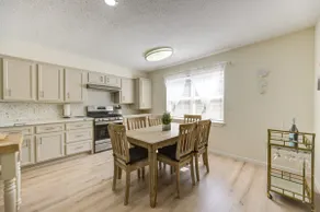 Little Cypress Manor - Image 3