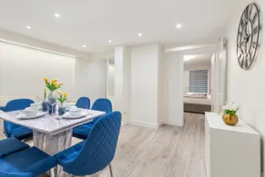 Modern 2 Bed Gem Southend on Sea Free parking - Image 4